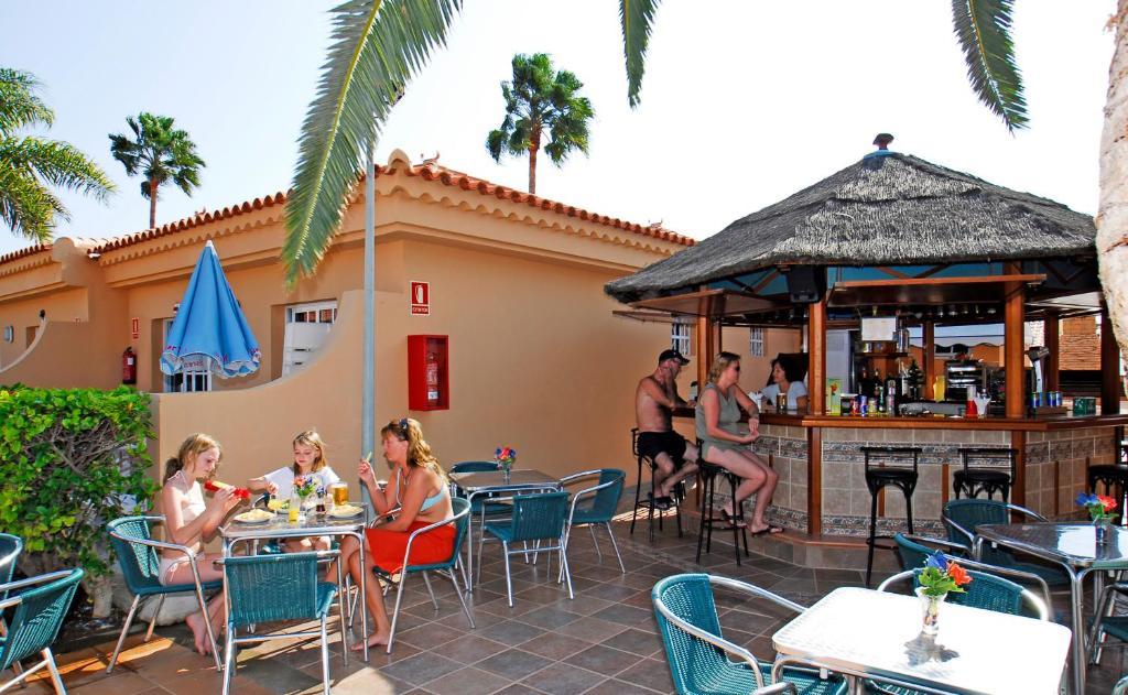 Apartamentos Claveles Park Maspalomas  Exteriör bild